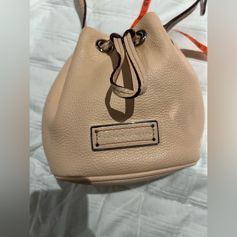 Marc Jacobs peach coloured bucket crossbody bag